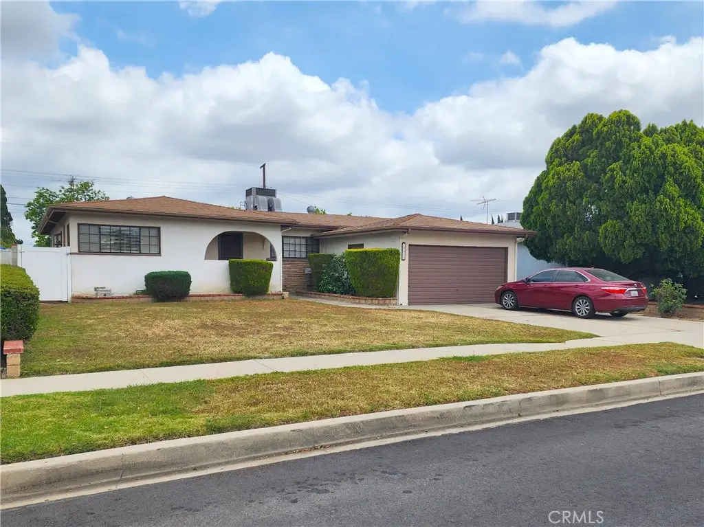 10014 Gaviota, North Hills, CA 91343 - #1