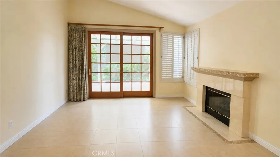 377 Anzio, Oak Park, CA 91377 - #3