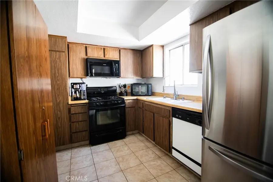 639 E Olive, Burbank, CA 91501 - #2