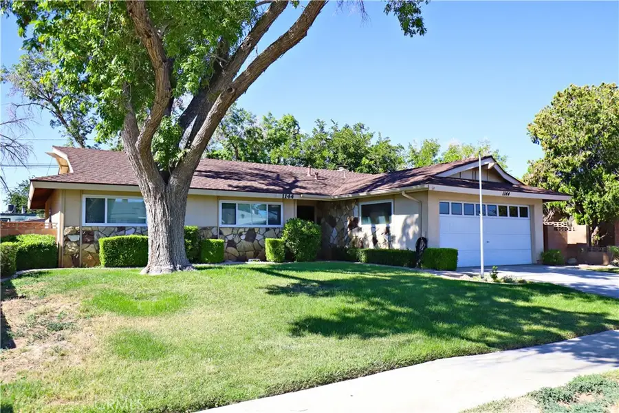 1144 W Avenue J11, Lancaster, CA 93534 - #2