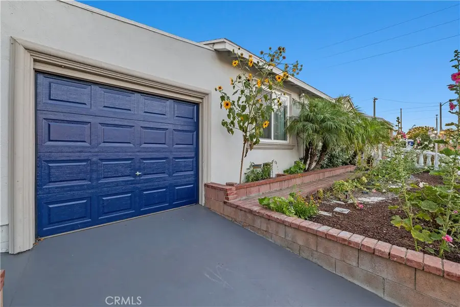 3300 W Chandler Boulevard, Burbank, CA 91505 - #3