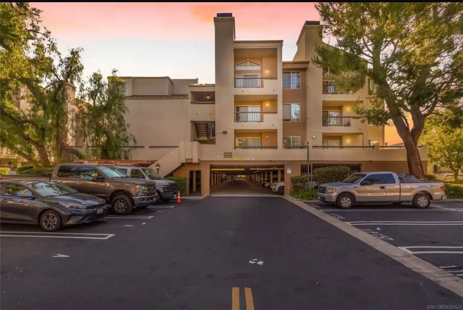 5550 Owensmouth, Woodland Hills, CA 91367 - #2