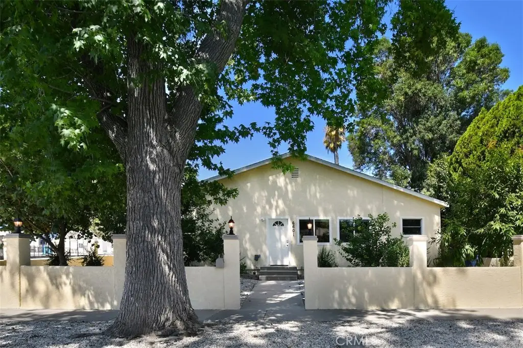 6601 Enfield, Reseda, CA 91335 - #1