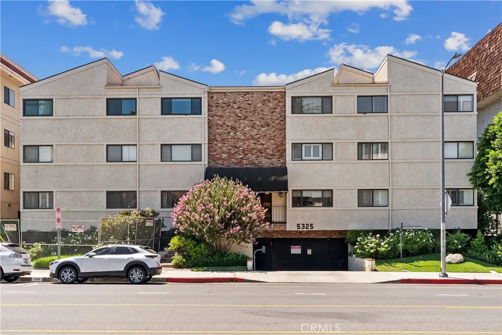 5325 Lindley Avenue #106, Tarzana, CA 91356 - #1