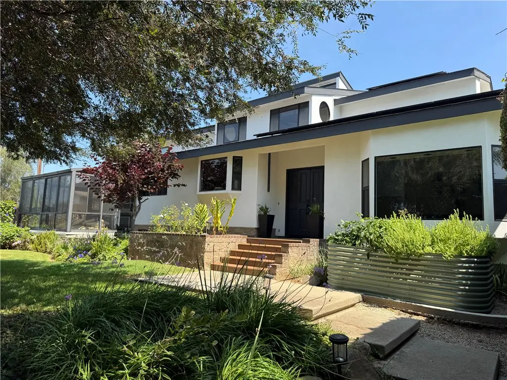 1931 Warmlands Avenue, Vista, CA 92084 - #1