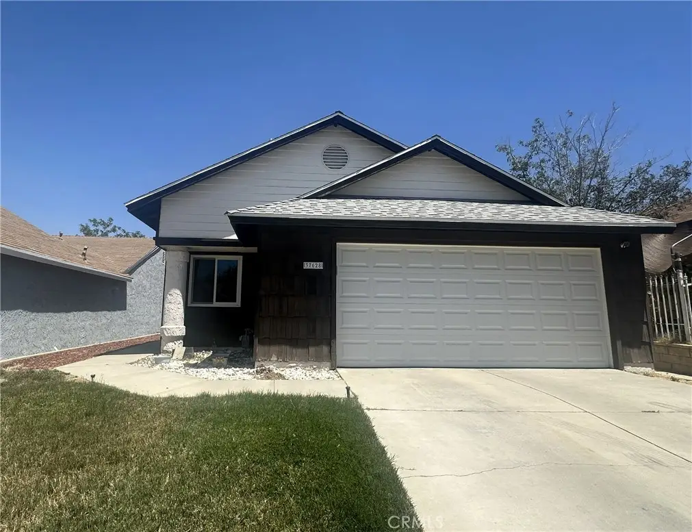 37628 13th E, Palmdale, CA 93550 - #1