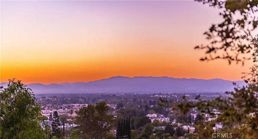 14325 Millbrook Drive, Sherman Oaks, CA 91423 - #3