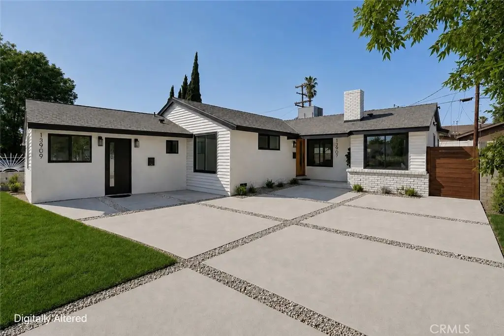 13907 13909 Wyandotte Street, Van Nuys, CA 91405 - #1