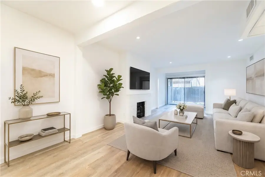 6275 Canoga #61, Woodland Hills, CA 91367 - #2