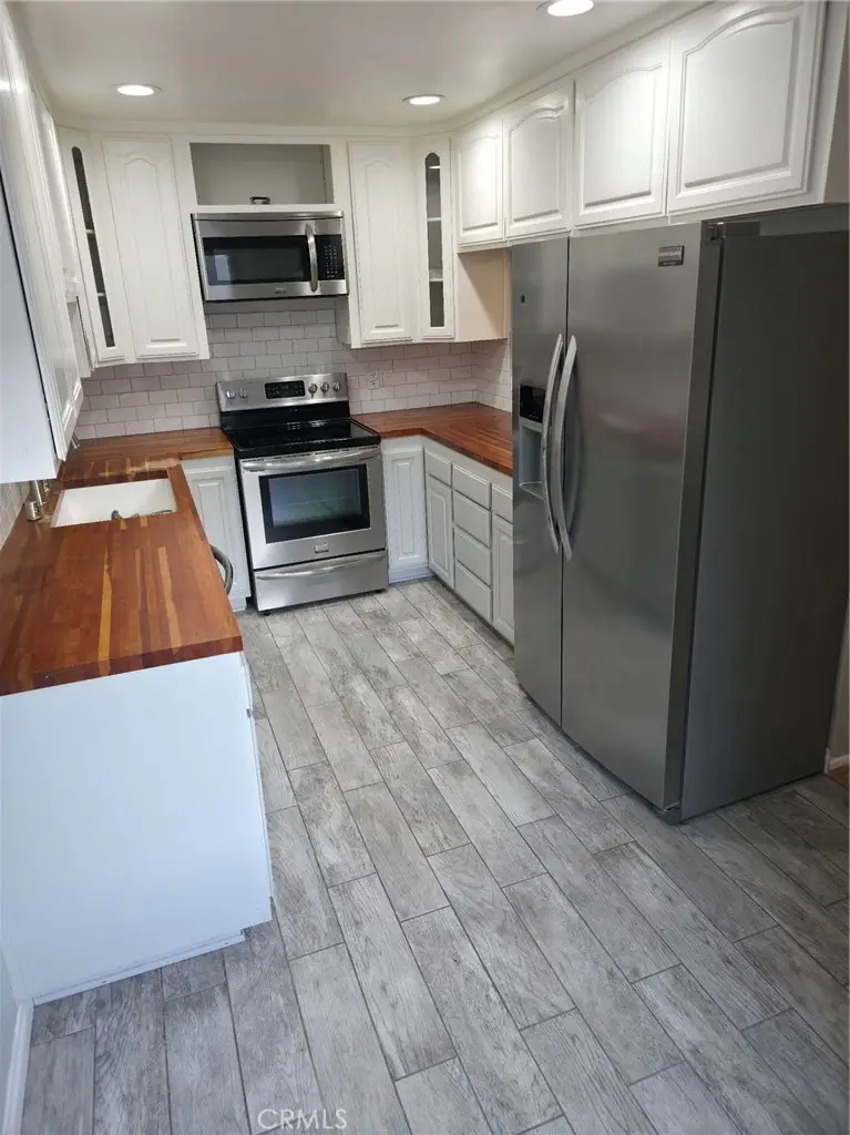 4558 Willis #114, Sherman Oaks, CA 91403 - #3
