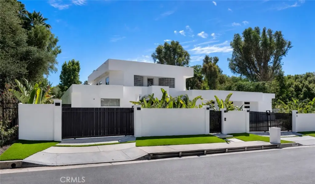 19246 Rosita Street, Tarzana, CA 91356 - #1