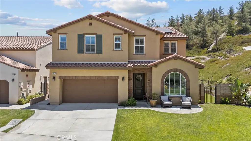 28200 Nield Court, Saugus, CA 91350 - #1