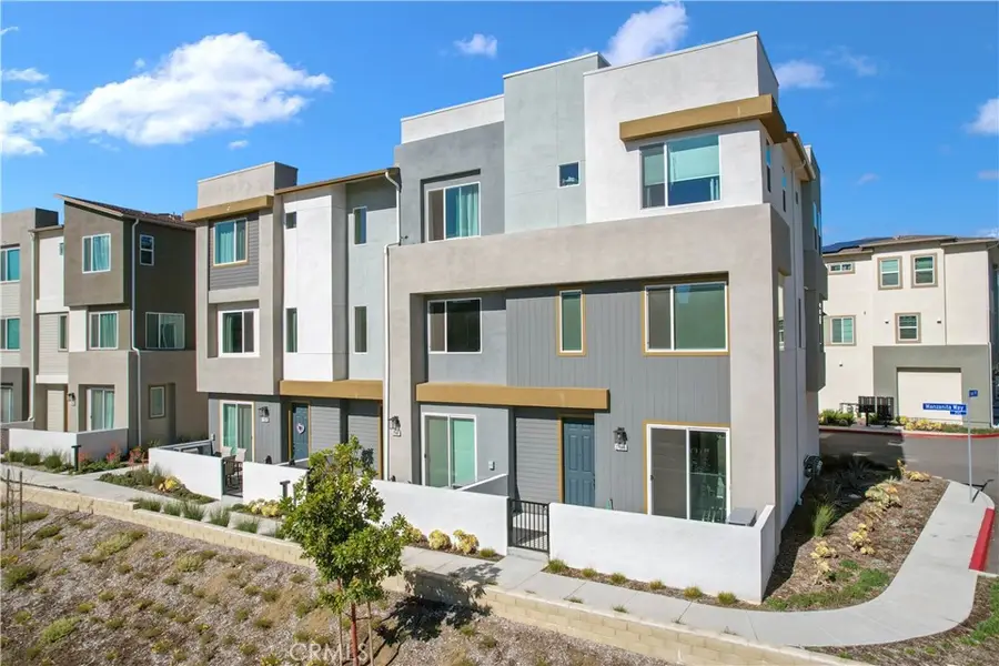 27582 Manzanita Way, Valencia, CA 91381 - #2