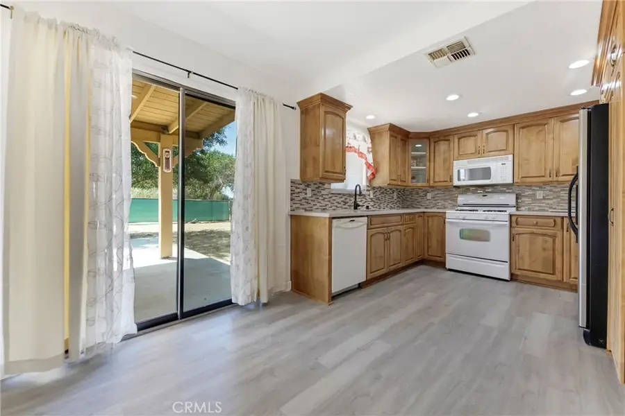 36421 106th E, Littlerock, CA 93543 - #3