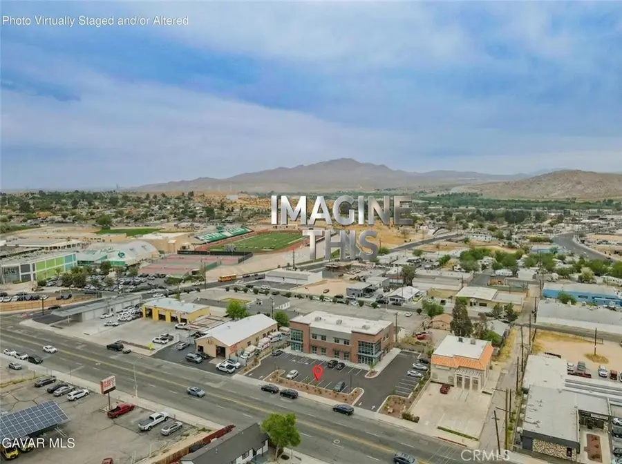 16650 Mojave Dr, Victorville, CA 92395 - #2