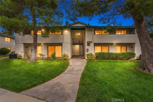 44424 15th Street E #1, Lancaster, CA 93535