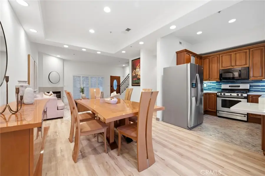 10833 Kling Street #4, North Hollywood, CA 91602 - #3