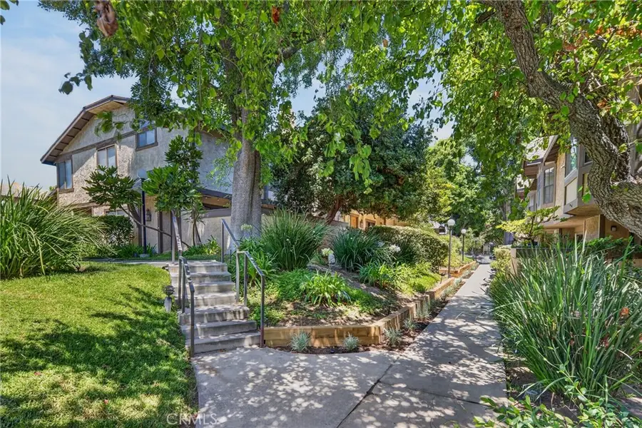 8235 Mason Ave. #C, Winnetka, CA 91306 - #3