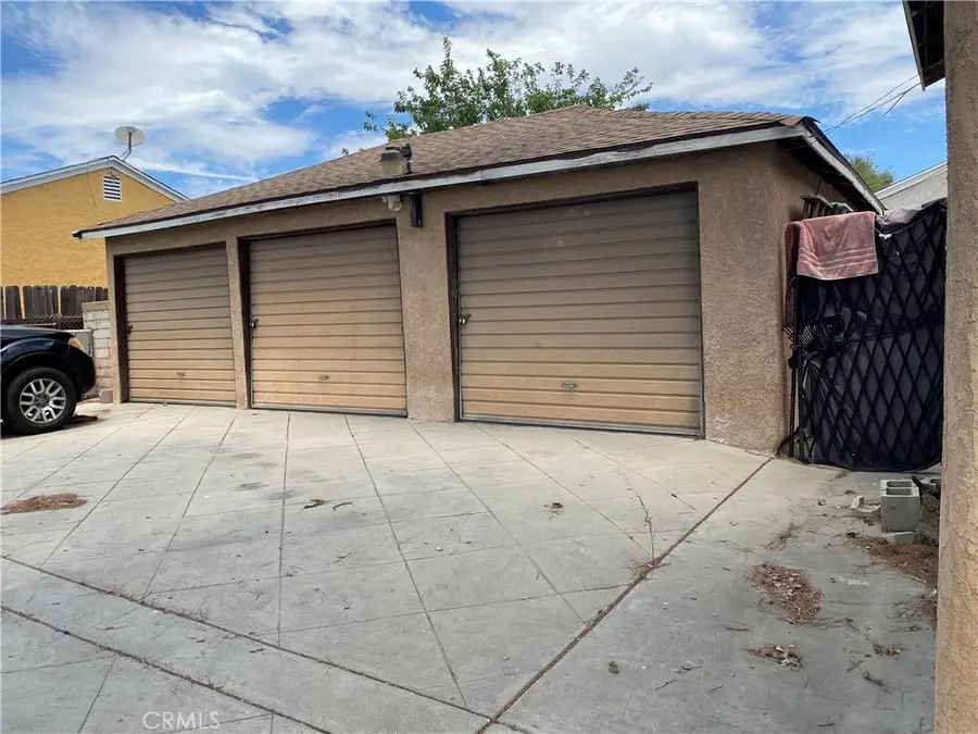 9934 Laurel Canyon Boulevard, Pacoima, CA 91331 - #2