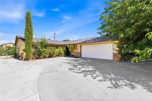 38442 3rd St E E, Palmdale, CA 93550