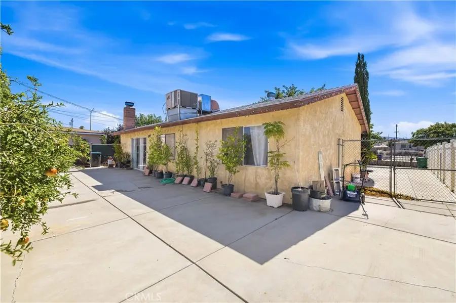 38442 3rd St E E, Palmdale, CA 93550 - #3