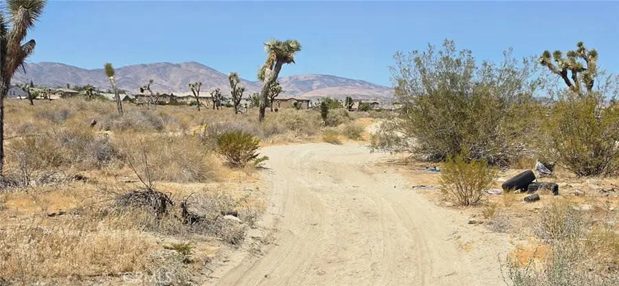 0 57th Street E, Palmdale, CA 93550 - #3