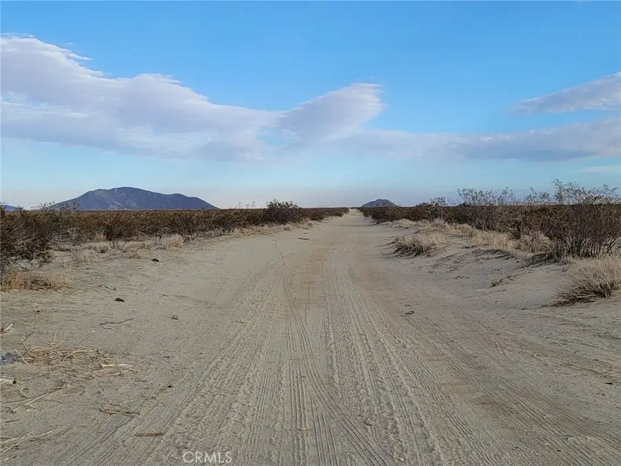 0 190 St E & Ave T4, Palmdale, CA 93591 - #2