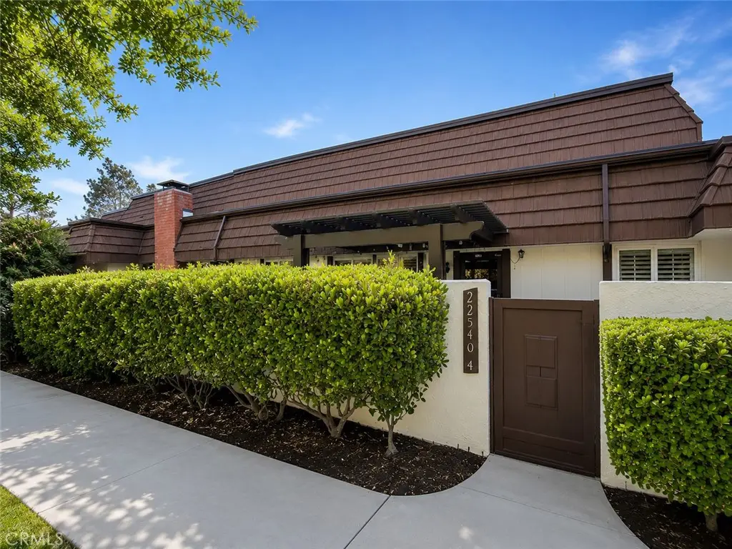 22540 Jeffrey Mark Court #4, Chatsworth, CA 91311 - #1
