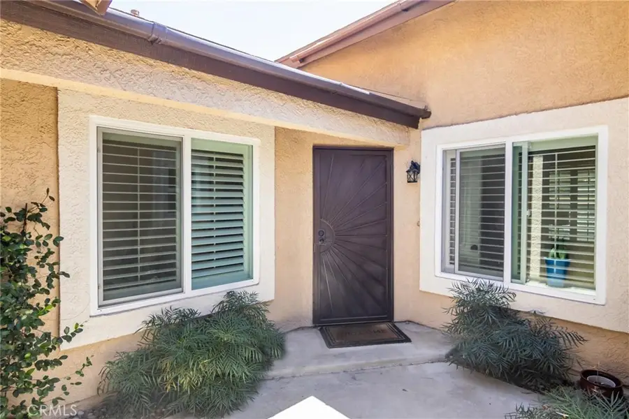 22914 Banyan Place #202, Saugus, CA 91390 - #2