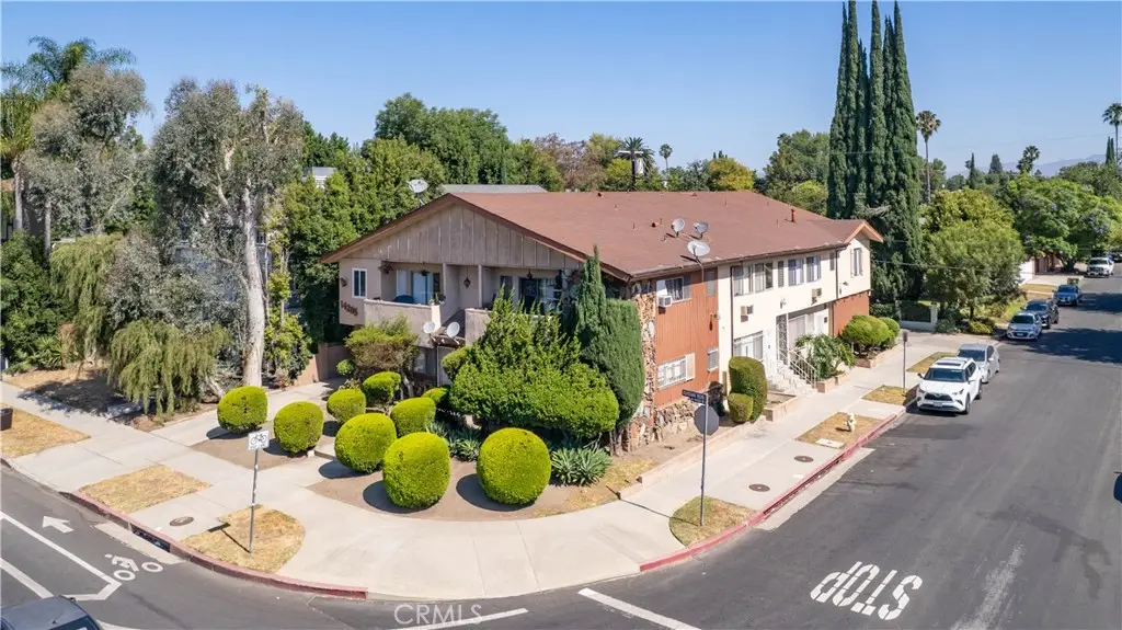 14205 Burbank Boulevard, Sherman Oaks, CA 91401 - #1