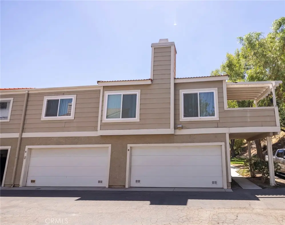 31371 The Old Rd #E, Castaic, CA 91384 - #1