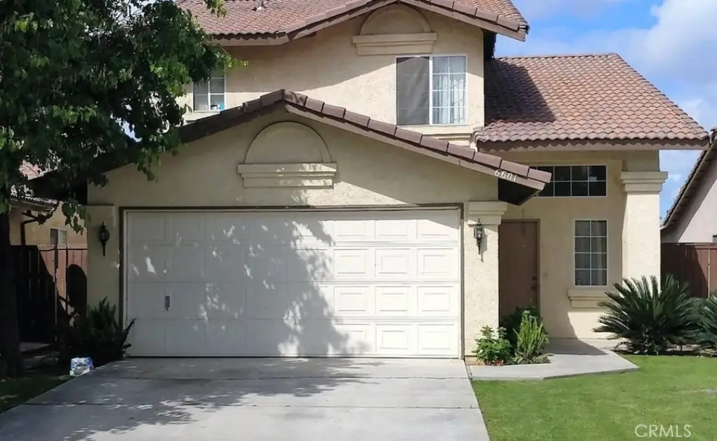 6601 Sky View, Bakersfield, CA 93307 - #1
