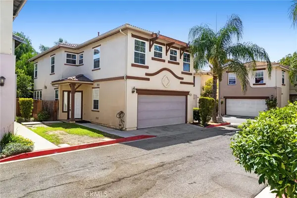 9193 Burnet Avenue, North Hills, CA 91343