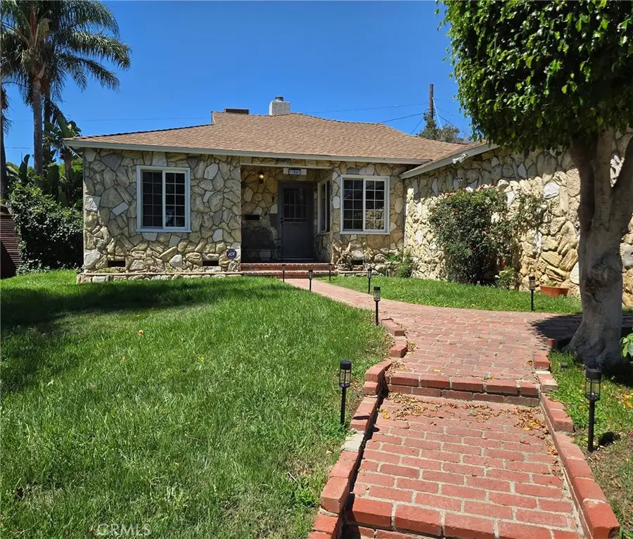 17001 Cantara, Lake Balboa, CA 91406 - #2