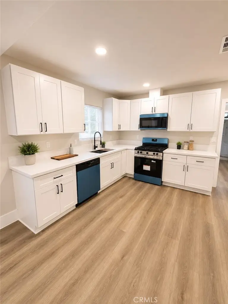 605 G Street, Bakersfield, CA 93304 - #3