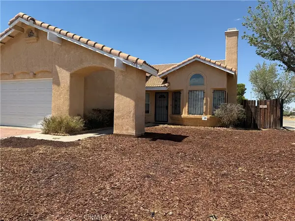 1645 E Kettering, Lancaster, CA 93535