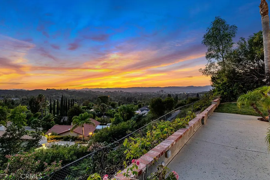 4525 Tenango Drive, Woodland Hills, CA 91364 - #3