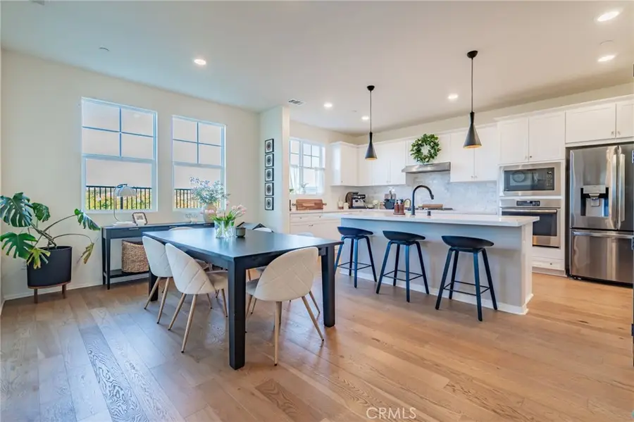 24185 Paseo Del Rancho, Valencia, CA 91354 - #2