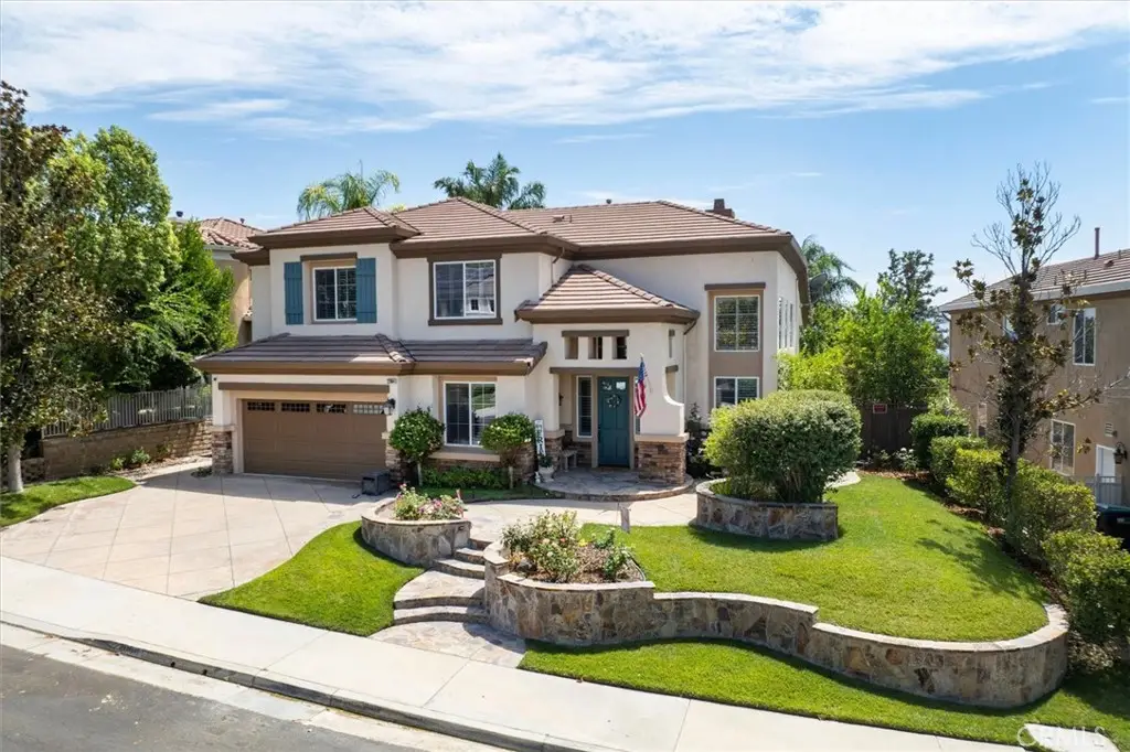 22064 Gold Canyon, Saugus, CA 91390 - #1