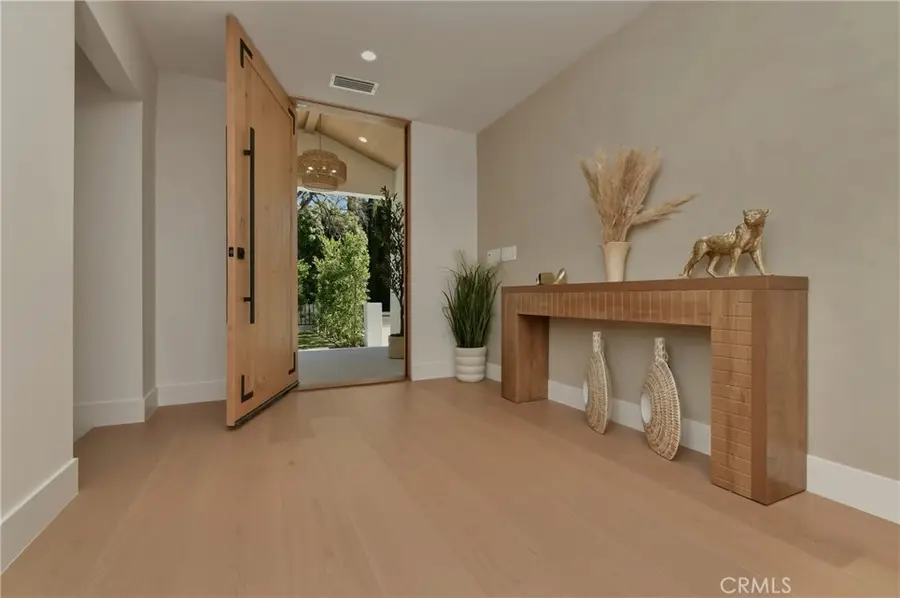 23409 Friar, Woodland Hills, CA 91367 - #3