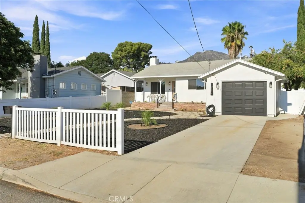 10824 Odell, Sunland, CA 91040 - #1