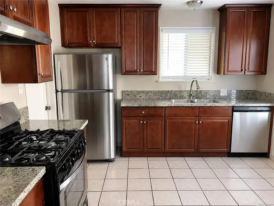 5743 5745 Kester Avenue, Sherman Oaks, CA 91411 - #3