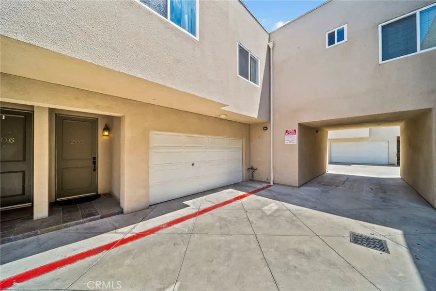 7132 Farralone #205, Canoga Park, CA 91303 - #2