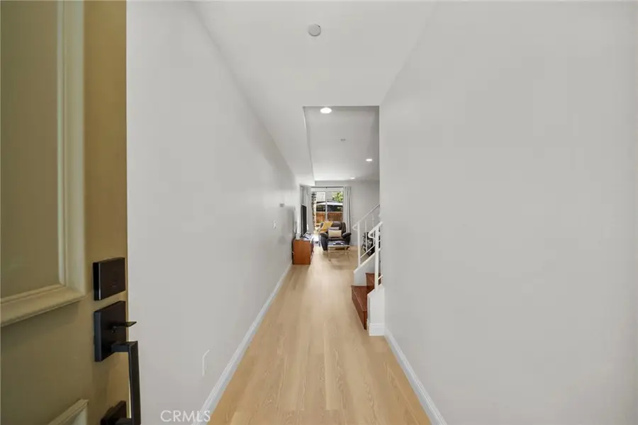 7132 Farralone #205, Canoga Park, CA 91303 - #3