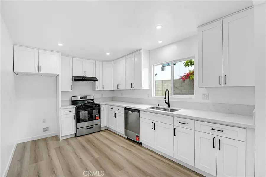 13260 Winfield, Panorama City, CA 91402 - #3