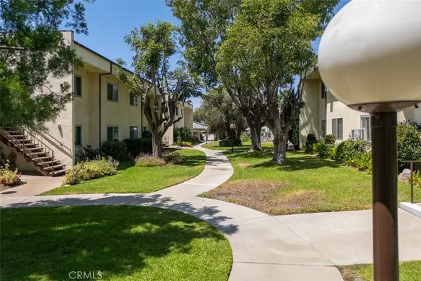 11813 Runnymede Street #28, North Hollywood, CA 91605