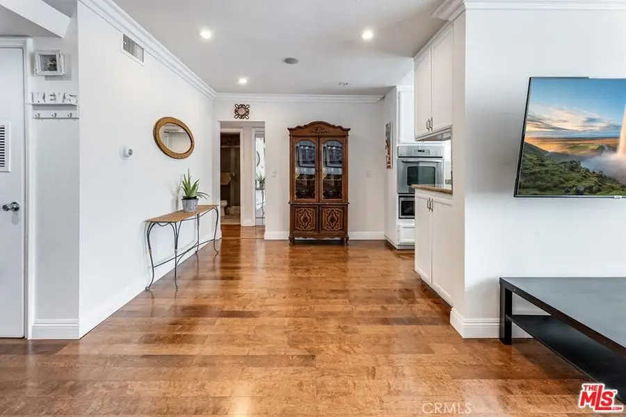 5429 Newcastle Avenue #313, Encino, CA 91316 - #3