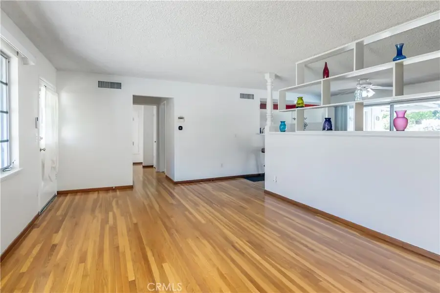 11543 Swinton Avenue, Granada Hills, CA 91344 - #3
