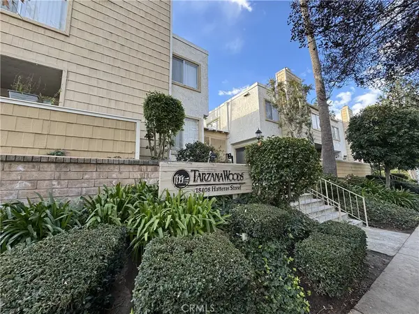 18408 Hatteras, Los Angeles, CA 91356