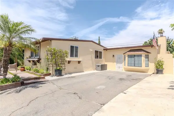 8636 Colbath, Los Angeles, CA 91402